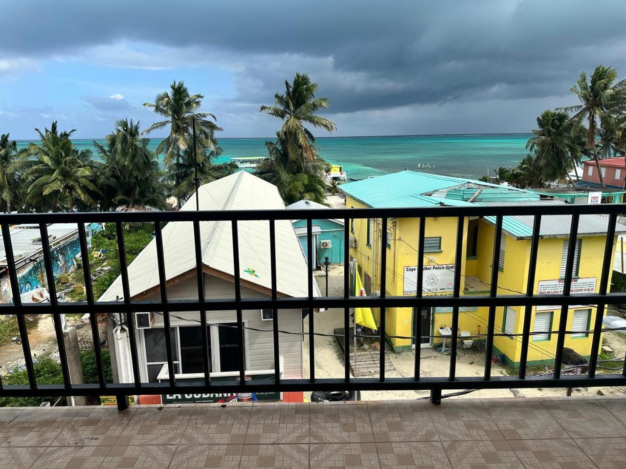 Enjoy Hotel Caye Caulker Dış mekan fotoğraf